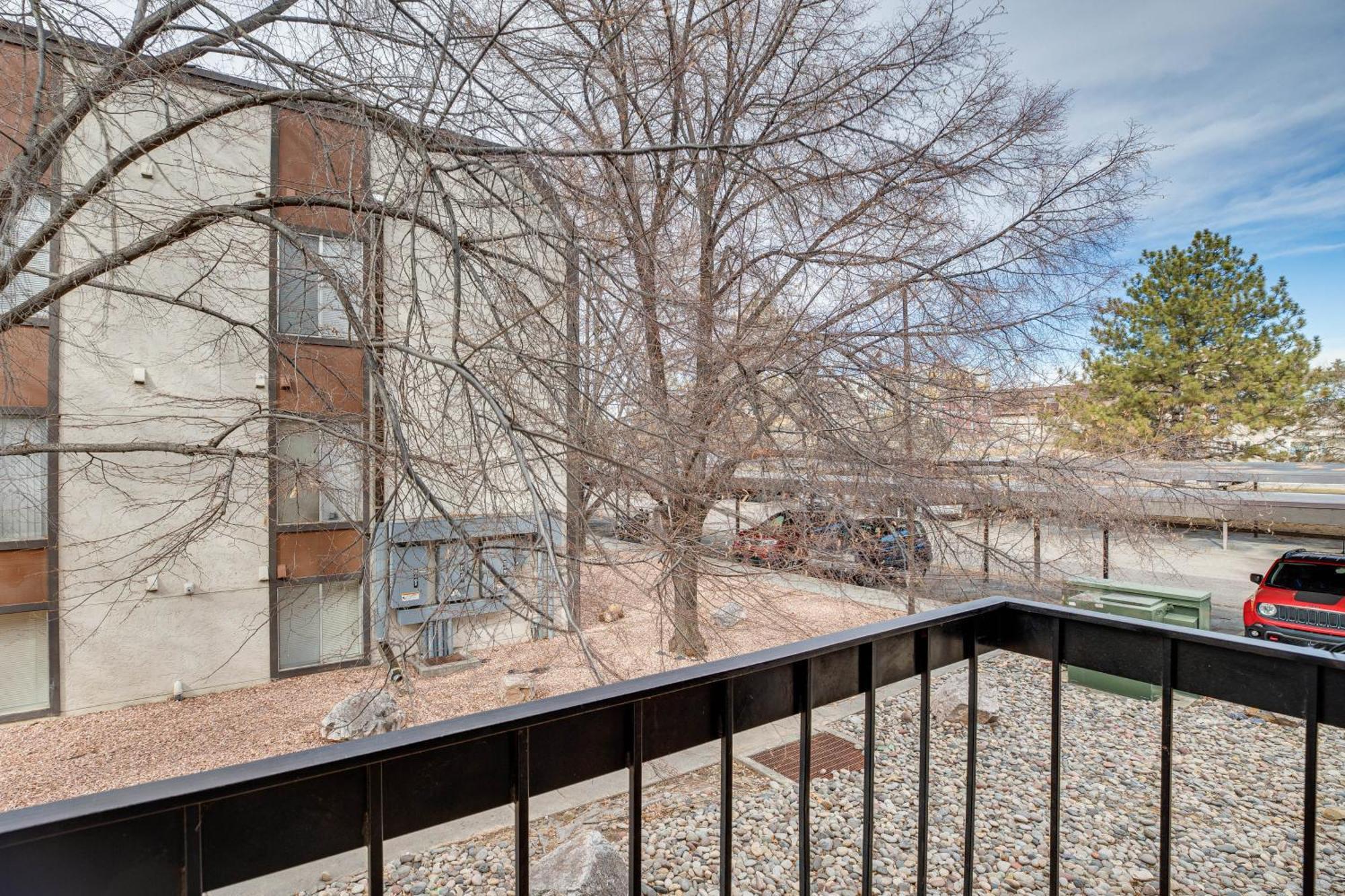 Grand Junction Condo Balcony, Community Pool! Exterior foto